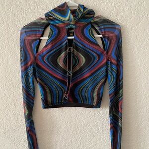 Woman’s going out top